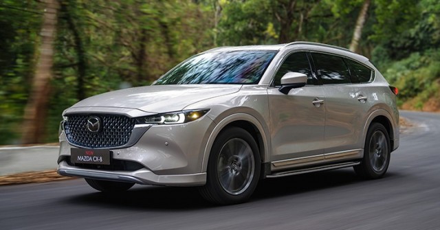 Giá xe Mazda CX-8 niêm yết và lăn bánh tháng 8/2025
