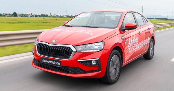 Skoda Slavia vượt hơn 200km cao tốc Nghệ An - Ninh Bình cùng đoàn SUV: Cầm lái không ngán tốc độ cao, ngồi lâu không mệt nhờ một điều