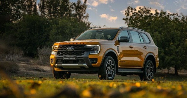 Giá xe Ford Everest tháng 9/2025, ưu đãi tới 37 triệu đồng