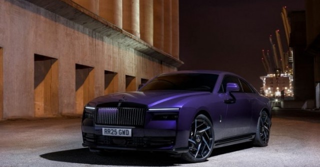 Rolls-Royce ra mắt xe điện bản hiệu suất cao đầu tiên của hãng