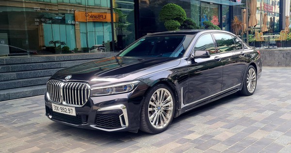 Chào BMW 750Li giá hơn 800 triệu, người bán khẳng định: ‘Tiền làm xe đắt hơn tiền xe, tiết kiệm xăng hơn Camry’