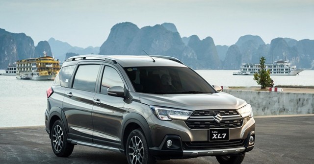 Giá xe Suzuki XL7 mới nhất tháng 6/2024, ưu đãi 50% lệ phí trước bạ