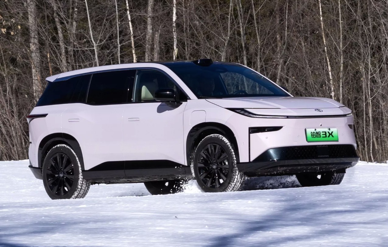 Xe điện giá rẻ Toyota tại Trung Quốc ‘đội giá’ hơn gấp 3 khi xuất khẩu