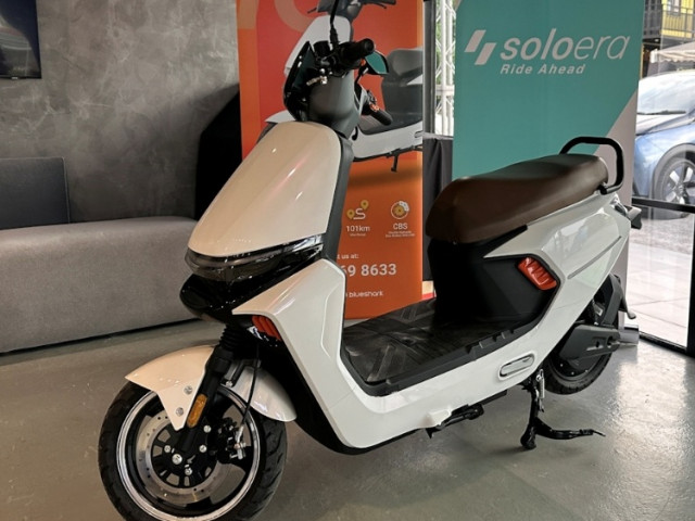 Blueshark SoloEra Solo 1C: Xe máy điện giá 3,7 triệu VNĐ gây “sốt” tại Malaysia