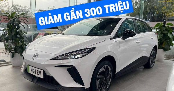 MG4 giảm gần 300 triệu đồng tại đại lý: Bản cao nhất còn 650 triệu đồng, CUV hạng B nhưng giá ngang Kia Sonet