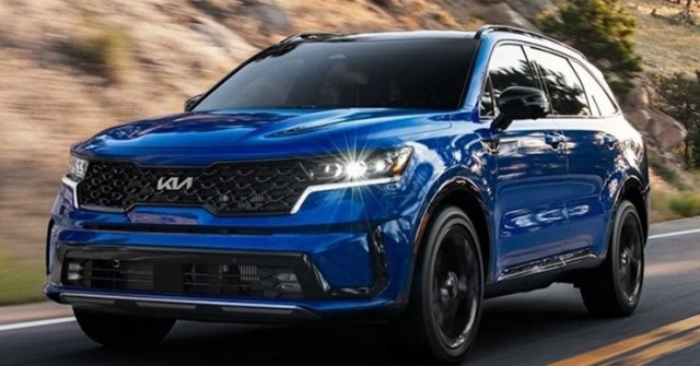 Giá xe KIA Sorento tháng 7/2025, ưu đãi tới 80 triệu đồng