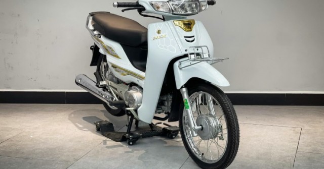 Huyền thoại Honda Dream 125 mới cứng, giá nhập về hơn 100 triệu đồng