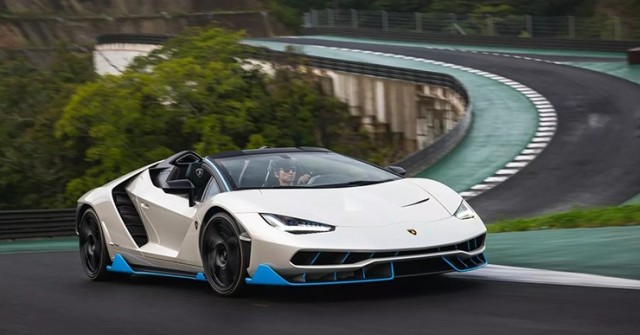 Lamborghini Centenario mui trần hàng hiếm lên sàn đấu giá