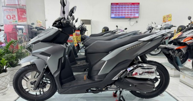 Giá xe ga Honda Vario 125 cuối tháng 12/2024, khuyến mãi tiền triệu