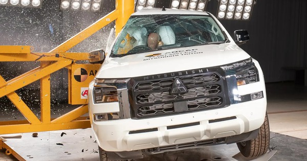Mitsubishi Triton 2025 đạt 5 sao an toàn ANCAP, nhưng vẫn cần giảm cảnh báo 