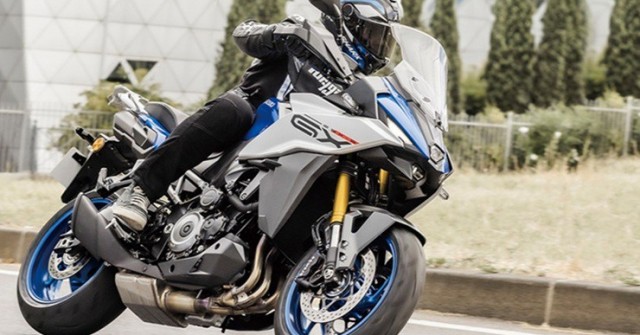 "Mãnh thú đường trường" Suzuki GSX-S1000GX trình làng, hội tụ công nghệ đỉnh cao