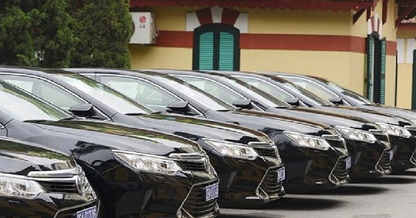 Đề xuất xã phường được cấp 2 xe ô tô công với giá tối đa 1,6 tỷ đồng mỗi xe