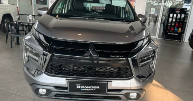 Soi" Mitsubishi Xpander HEV - mẫu xe hybrid đang được người Việt mong chờ