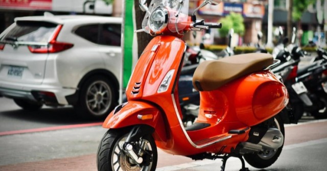 Giá Vespa Primavera cuối tháng 11/2024, khuyến mãi hơn 3 triệu đồng