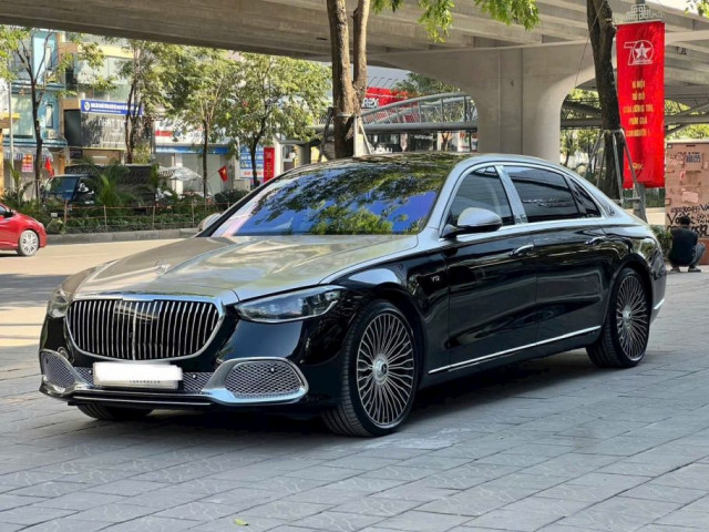 Mercedes-Maybach S 680 2022 odo 10.000km được rao bán 13 tỷ đồng