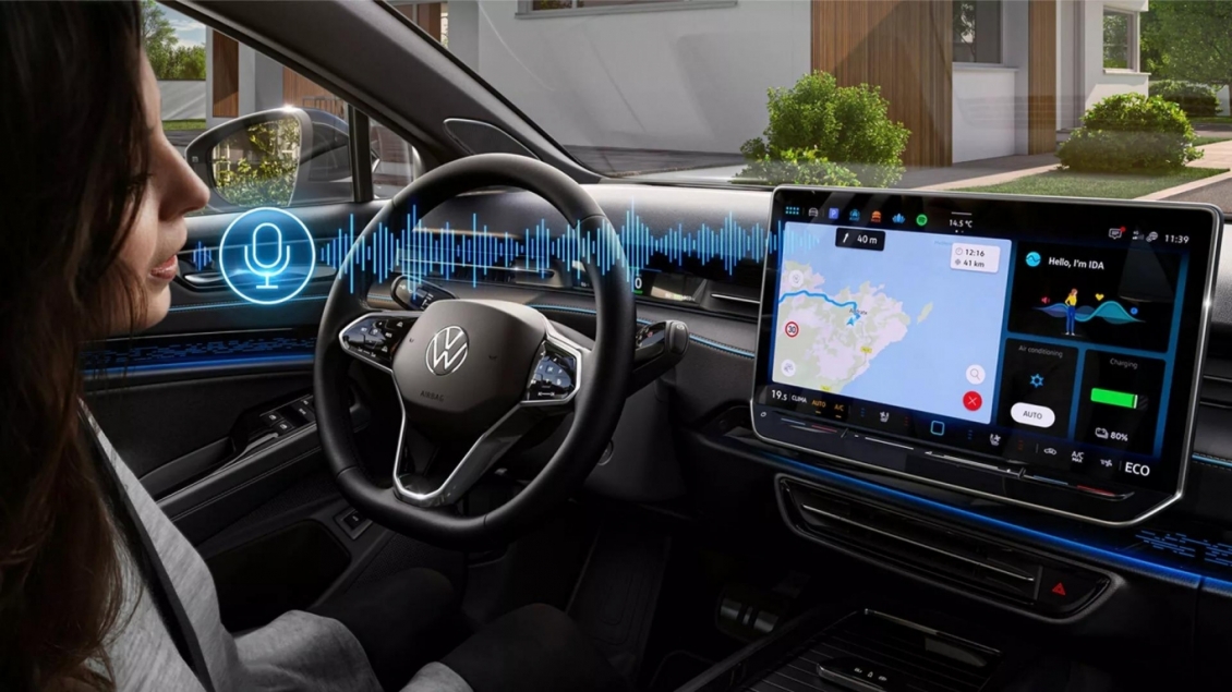 Volkswagen tích hợp ChatGPT vào ô tô để hỗ trợ người lái