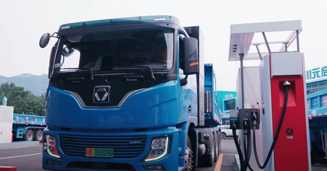 Trạm sạc đầu tiên trên thế giới đạt 100MW được đặt tại đâu?