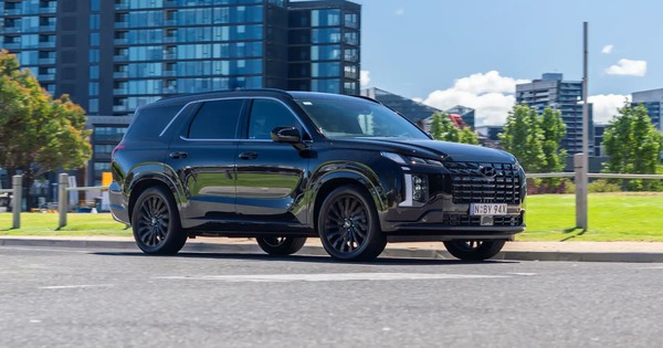 Đây là dấu hiệu cho thấy Hyundai Palisade sắp có đời mới: Một nơi dừng sản xuất, lô cũ dọn kho giảm giá