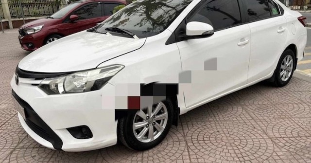 Chỉ 225 triệu đồng đã mua được chiếc Toyota Vios cũ này