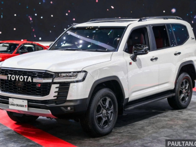Toyota Land Cruiser LC300 liên tục cháy hàng tại Nhật Bản