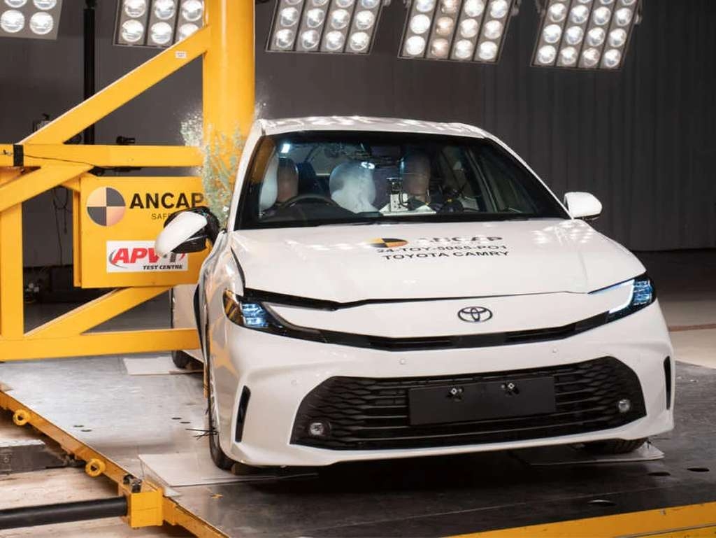 Toyota Camry 2025 đạt tiêu chuẩn an toàn 5 sao tại ANCAP