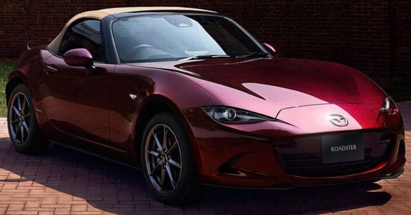 Mazda MX-5 35th Anniversary Edition 2025 ra mắt tại Nhật Bản với chỉ 1.000 chiếc