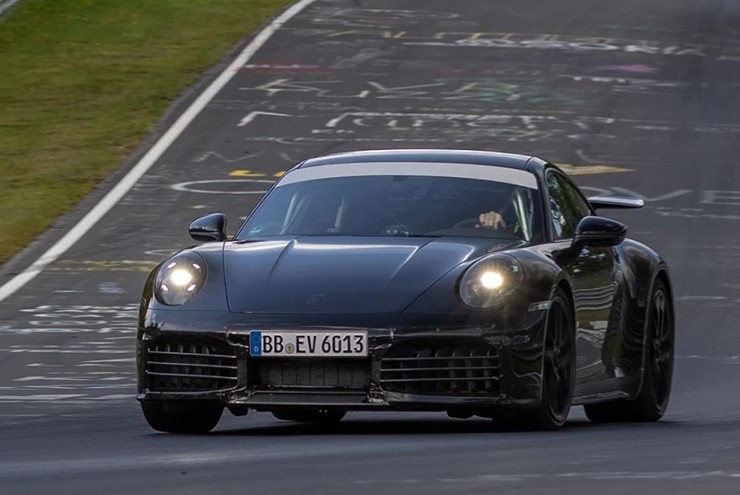 Porsche 911 động cơ hybrid sắp ra mắt